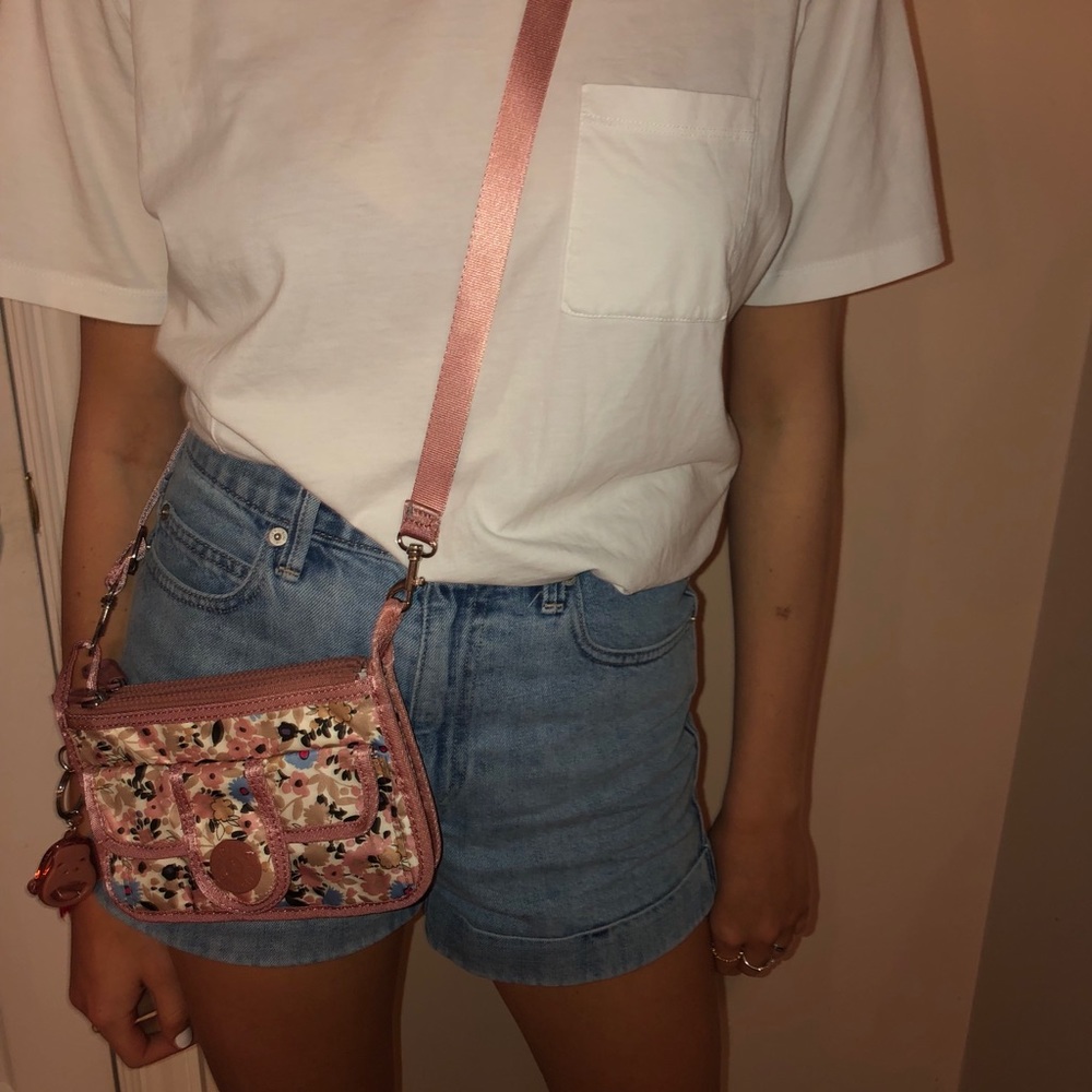 Kipling three section cross body